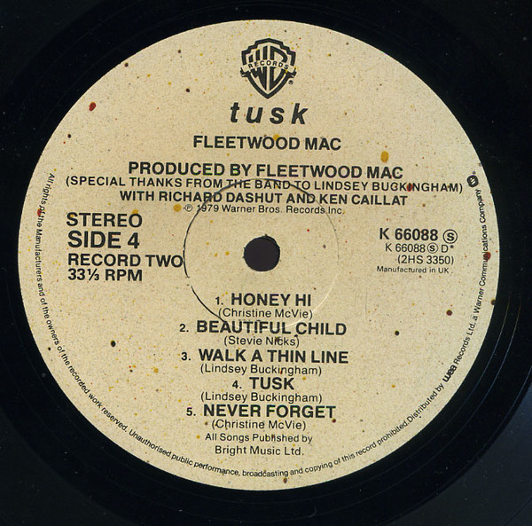 Fleetwood mac перевод песен. Fleetwood Mac "Tusk (2lp)". Fleetwood Mac слушать. The Chain Fleetwood Mac перевод. Группа Fleetwood Mac слушать.